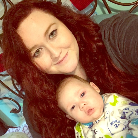 Meet your Posher, Ashley - Picture 1 of 1